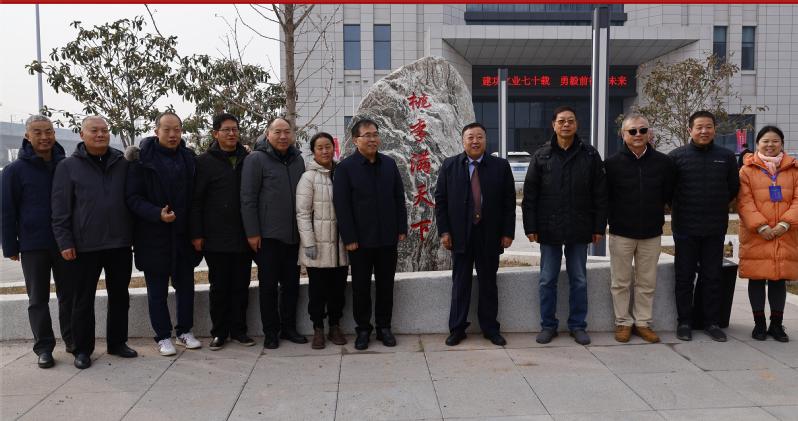 延伸阅读两者配合可减少漏读与重复检索